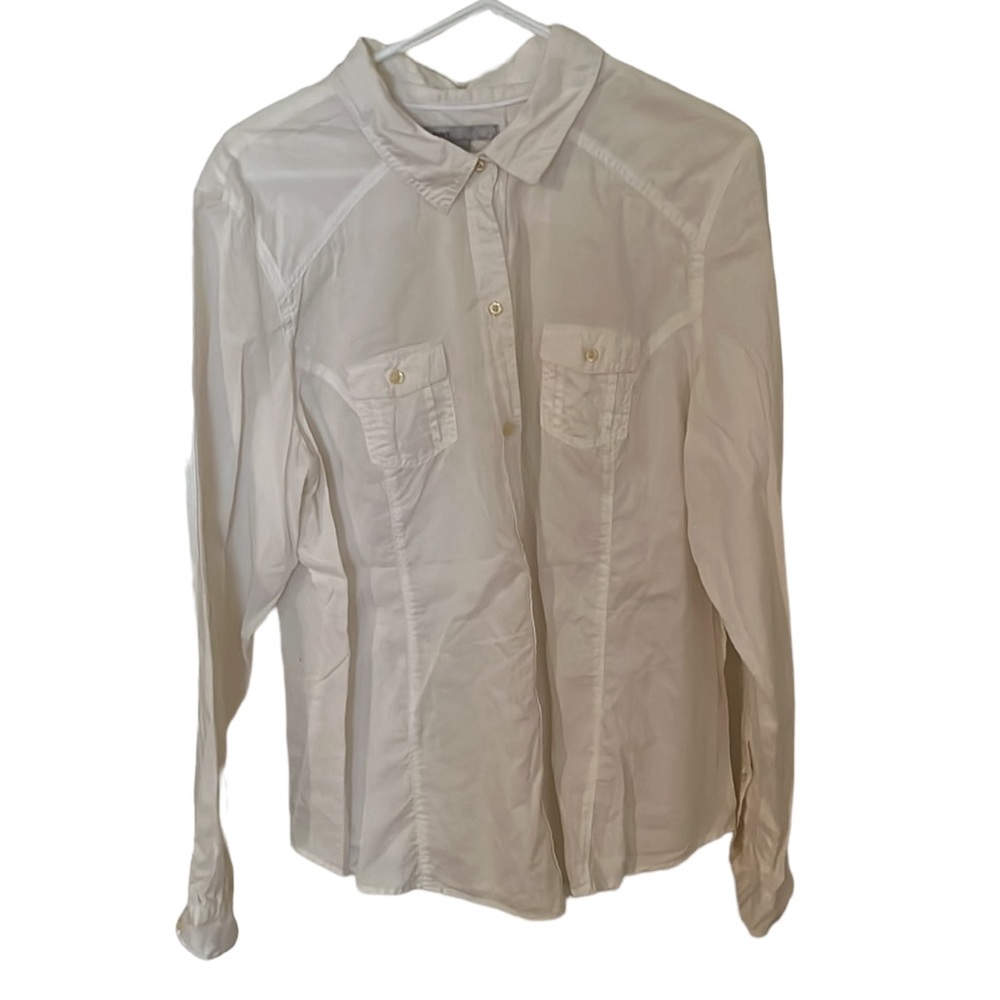 Old Navy size  XXL white classic button shirt with option roll tab cuffs
